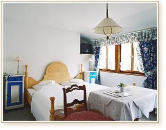 Rhoenhaeuschen Ug Bischofsheim an der Rhön Chambre photo